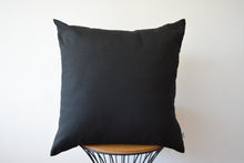 Cargar imagen en el visor de la galería, ALMOHADON BASIC 50x50cm