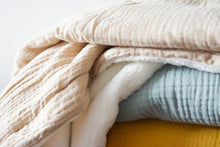 Cargar imagen en el visor de la galería, MANTA CLEMENTINA