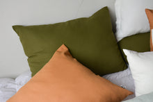 Cargar imagen en el visor de la galería, ALMOHADÓN BASIC 70x50cm