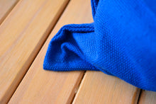 Cargar imagen en el visor de la galería, ALMOHADON LONA PESTAÑA 50x50cm